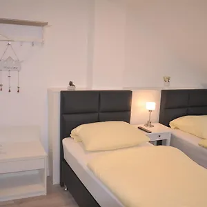 Apartment Dusseldorf-city
